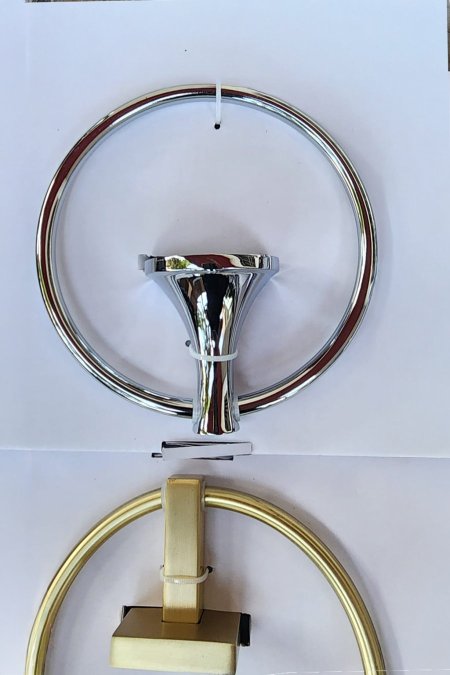 ✨ حلقات مناشف حمّام – فضي وذهبي